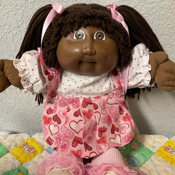 Vintage Cabbage Patch Kid Girl African American Brown Hair Brown Eyes HM#2 1985 - Picture 1 of 8